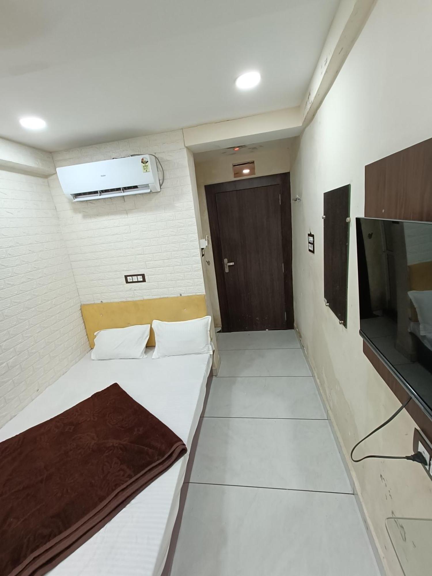 Fabhotel Shipra Udždžain Exteriér fotografie